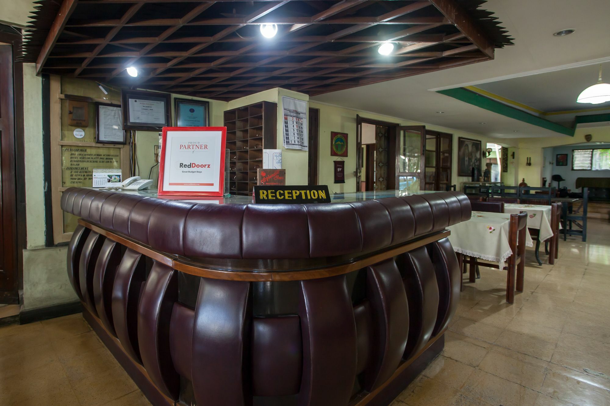 Hotel Reddoorz Near Balai Kota Malang Exteriér fotografie